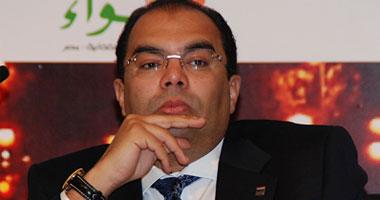 وزير استثمار مبارك يعود لمصر بعد سفره للخارج منذ ثورة يناير 2011