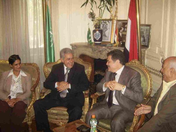 فشل دمج الوفد والتيار الديمقراطي وسط مساع للصلح بين البدوي وصباحي