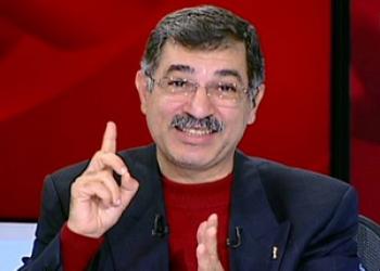 صادق: القنوات المصرية تعرض المسلسلات الأمنية بدلا من التركية