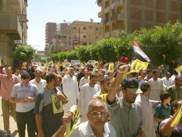 بالصور.. مسيرة حاشدة بأبو حمص لرفض الانقلاب