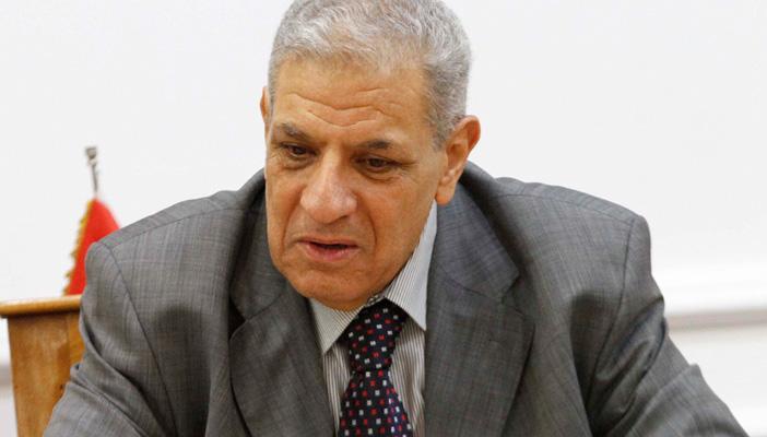 تامر وجيه يستنكر تكليف محلب لوزير متورط في قضايا فساد