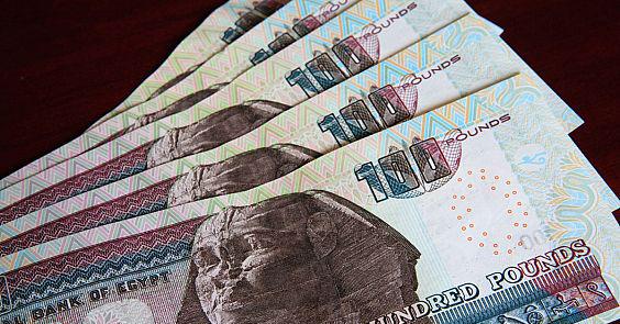 الانقلاب يهذي..”الأدنى والأقصى للأجور” يزيد من البطالة