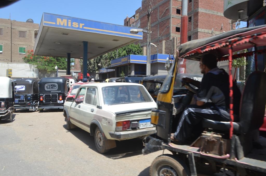 وسط بوادر أزمة جديدة.. نقص بنزين 80 في المنوفية