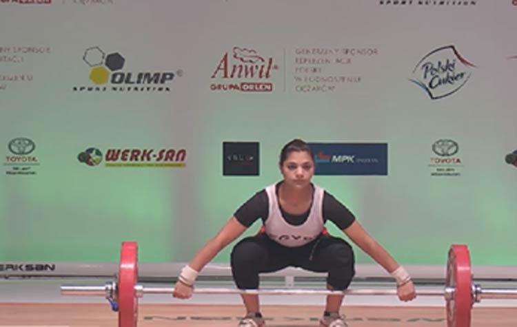 هبة صالح تحصد ذهبية الخطف بدورة الألعاب الإفريقية