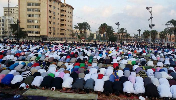 الأوقاف: صلاة العيد ممنوعة في الميادين والزوايا والشوارع العامة