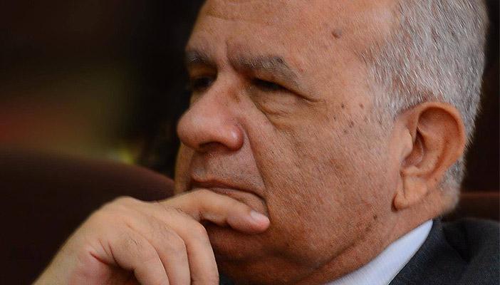 حازم حسني: هللتم لمحاربة الفساد وتناسيتم أنها قضية مشابهة في عهد مبارك