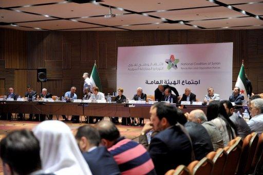 ائتلاف المعارضة السورية يُعد “قادته الدبلوماسيين”