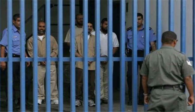 الاحتلال يعلن “الاستنفار” في سجونه عقب وفاة أسير فلسطيني