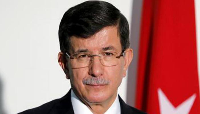 أوغلو يطالب أوروبا بتحمل مسؤولياتها حيال أزمة اللاجئين