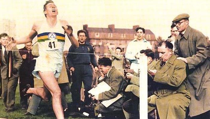 بيع حذاء العداء البريطاني بانيستر مقابل 412 ألف دولار