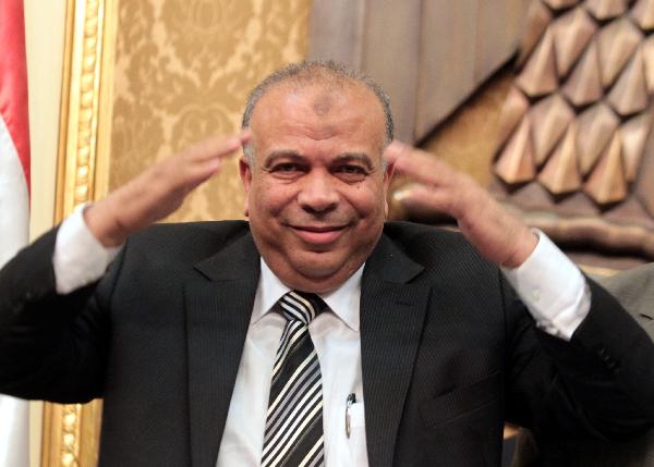 إحالة الكتاتنى وعاكف وياسين وهدهد والبلتاجى للجنايات