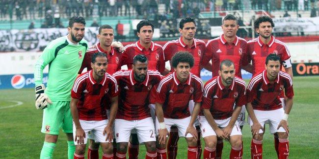 مساء اليوم.. الأهلي يلتقي “الملعب المالي” بحثًا عن صدارة المجموعة