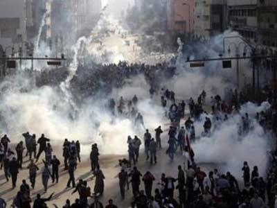 الجنايات تقضى ببراءة المتهمين فى قضية قتل متظاهرى السويس