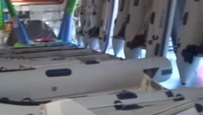 بالفيديو.. فصل قنصل فرنسي في تركيا لتورطه ببيع قوارب لتهريب اللاجئين