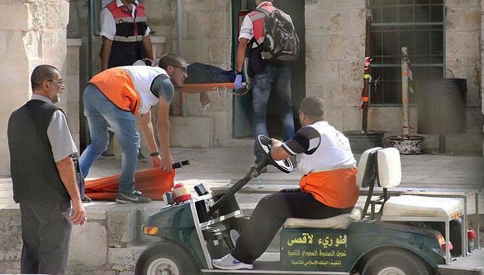 مواجهات بين المرابطين والاحتلال بعد اقتحام مستوطنين لباحات الأقصى