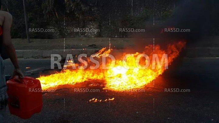 مجهولون يقطعون طرقا رئيسية بالدقهلية والإسكندرية