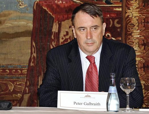 فيديو ديبلوماسي امريكي: نحن وبشار الاسد سنواجه “داعش”