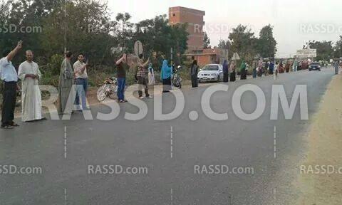 سلسلتان بشريتان في المنوفية تنديدًا بالأوضاع الاقتصادية