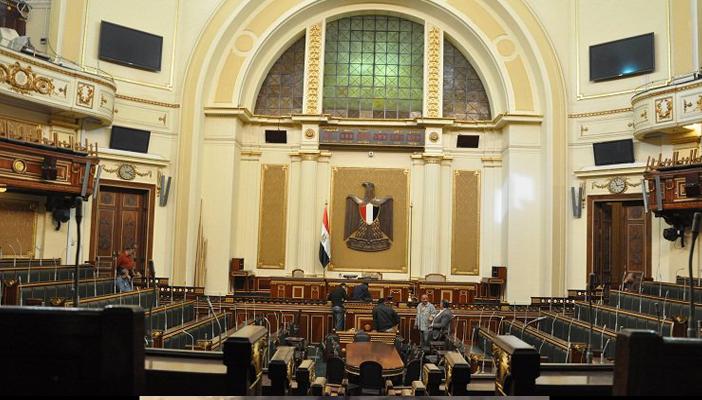 إيكونوميست: التصحر السياسي في مصر سيؤدي إلى صعود الإسلاميين