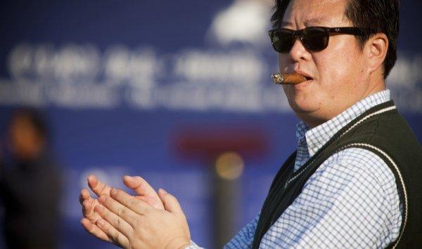 صحيفة “إكسبريس تربيون”: مليونيرات آسيا يتصدرون قائمة أثرياء العالم