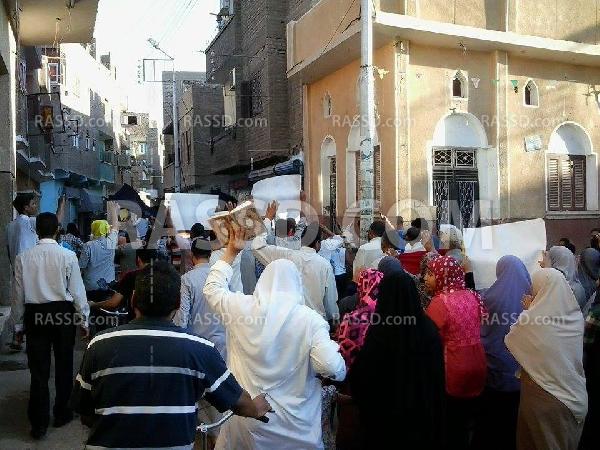 مسيرة في “قنا” تنديدًا بالأوضاع الاقتصادية