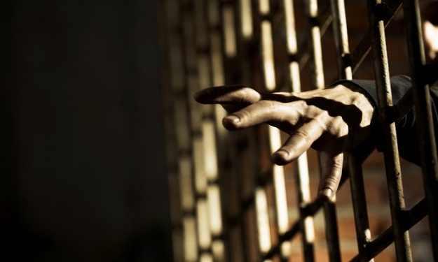 أمن الانقلاب بالدقهلية يعتقل طالبة من منزلها