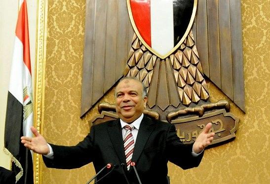 البرلمان المصري يتعرض لـ”الحل” 6 مرات.. أولها في عهد السادات