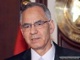 أمن الانقلاب يوقف محمد علي بشر بمطار القاهرة