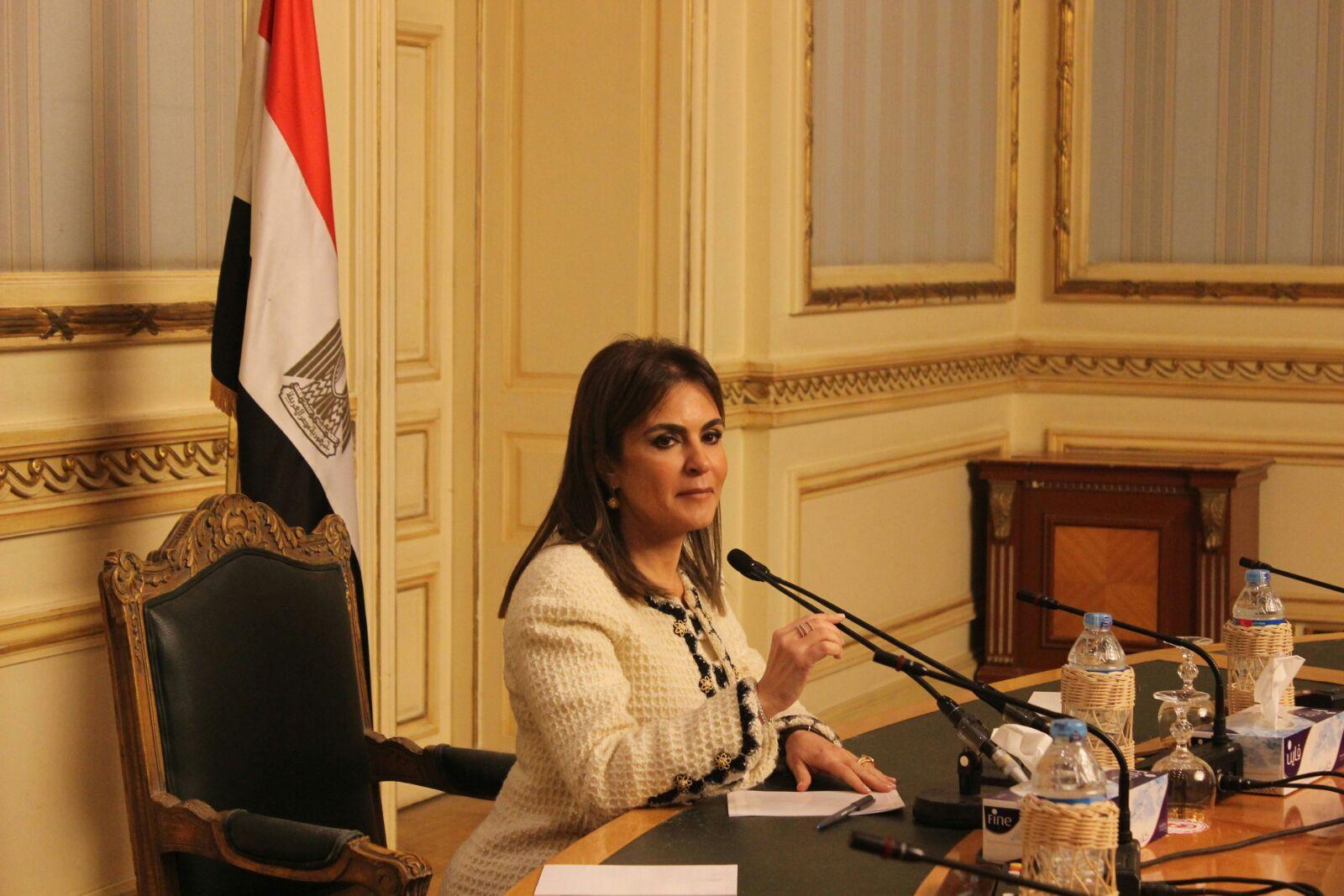 “التعاون الدولي”: مصر تتفاوض على قرض بملياري دولار من الصين