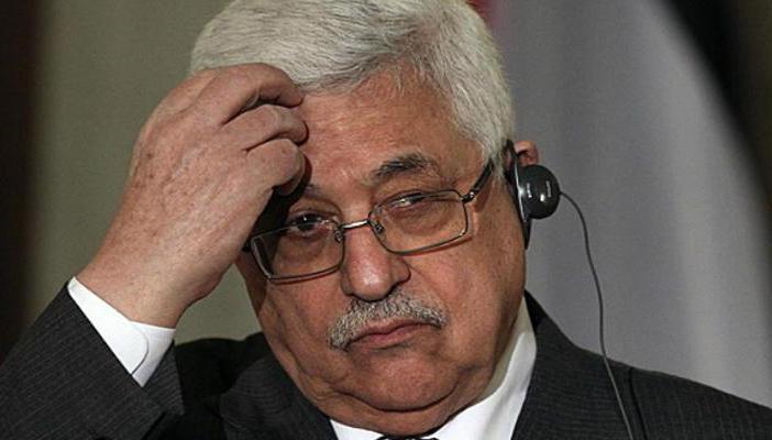 متظاهرون يطالبون برحيل أبو مازن وينددون بالتنسيق الأمني مع الاحتلال