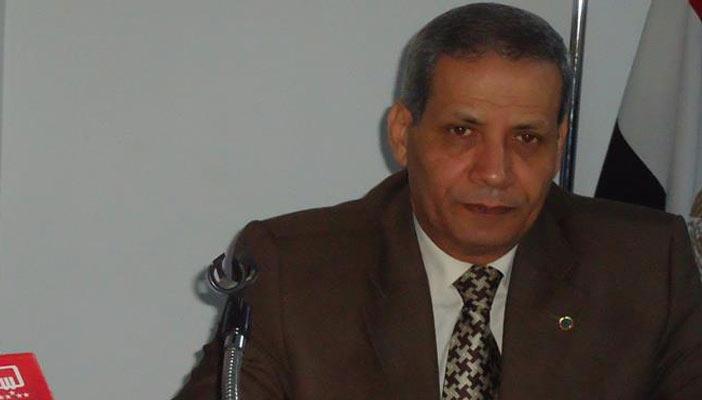 من هنيدي إلى يوسف.. حفلة من التعليقات والكوميكسات تسخر من وزير التعليم