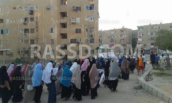 مسيرة لـ”نساء ضد الانقلاب” تجوب شوارع أسوان