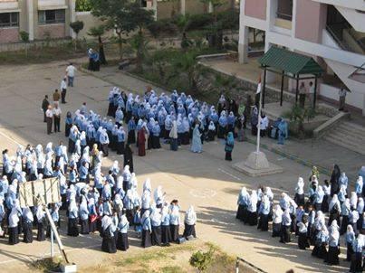 “تسلم الأيادي ” إجباري بطابور الصباح بمدارس دمنهور