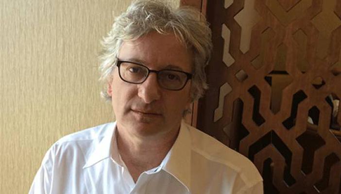 رئيس تحرير موقع “ميدل إيست آي”: لا فرق بين الجنرالات في بريطانيا ومصر