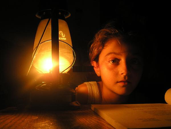 الظلام يعود لمصر.. وحكومة الانقلاب تناشد بترشيد الكهرباء