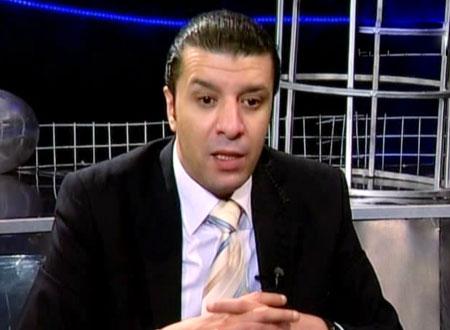 بالفيديو..مصطفى كامل يدافع عن “الطبالين” بلجنة الخمسين