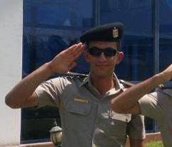 ضابط جيش يسخر من ثورة 25 يناير ويصفها بـ “النكسة”