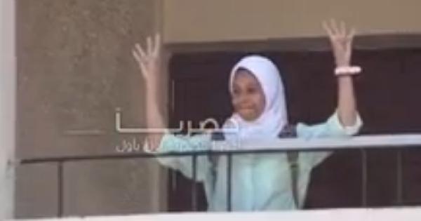 حرمان ٢٨ طالبة ثانوي بالفيوم من الدراسه لتأييدهم مرسي