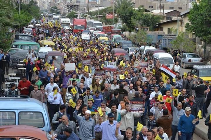 مسيرة بالعامرية بالإسكندرية رفضا للانقلاب الدموى