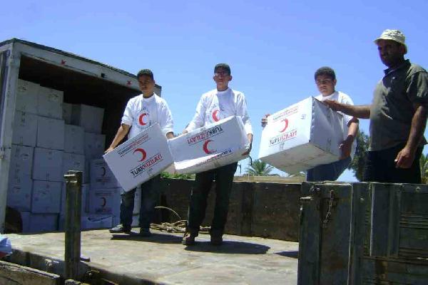 50 شاحنة مساعدات قطرية تركية لسوريا