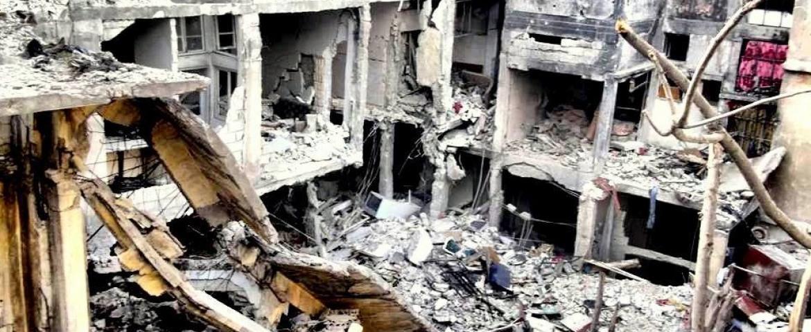 20 قتيلًا في قصف صاروخي لحديقة أطفال بحمص