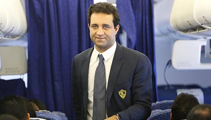 أحمد مرتضى يوزع تذاكر مباراة النجم على جماهير الزمالك