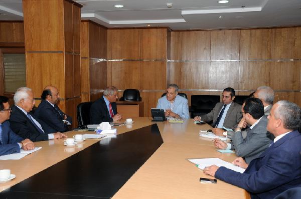 وزير الإسكان: لن نستطيع حل المشكلات بدون رجال الأعمال