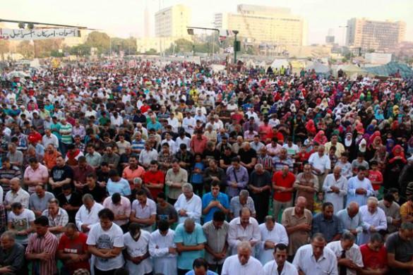 أوقاف الانقلاب تمنع صلاة العيد في مساجد الفتح ورابعة والتحرير