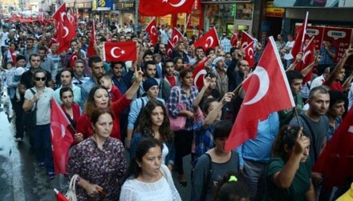 الأتراك ضد الإرهاب.. وخبراء لـ”رصد”: حسم الأمر بالانتخابات