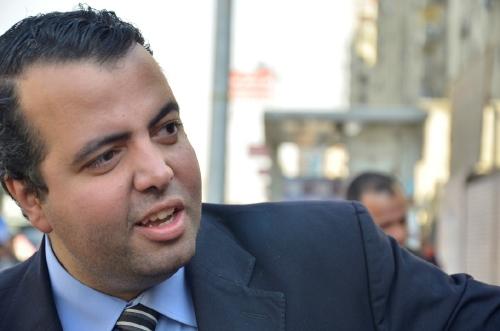 مصطفى النجار يكشف أبرز مظاهر «أهبلة الدولة»