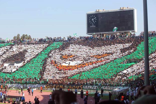 فيديو | جماهير  “الرجاء” المغربي يهتفون “لداعش”