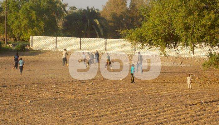 بالصور.. مراكز الشباب بأسيوط ملاعب دون أسوار.. وإدارة تطرد الشباب