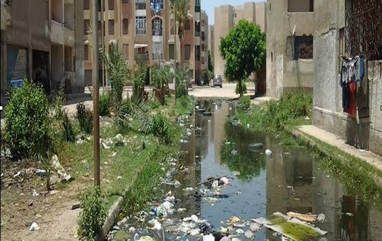 بالصور.. شوارع مدن الإسماعيلية تغرق في مياه الصرف الصحي