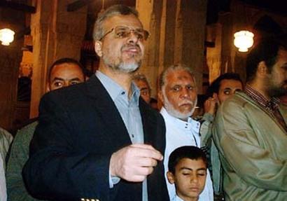 عضو بالتحالف الوطني يحذر “الانقلاب” من ثورة للجياع  قريبا